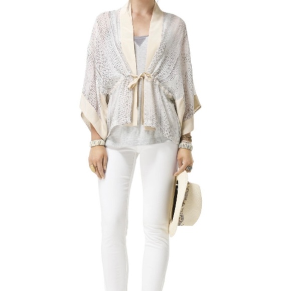 Club Monaco 100% silk kimono, size S - Picture 2 of 6